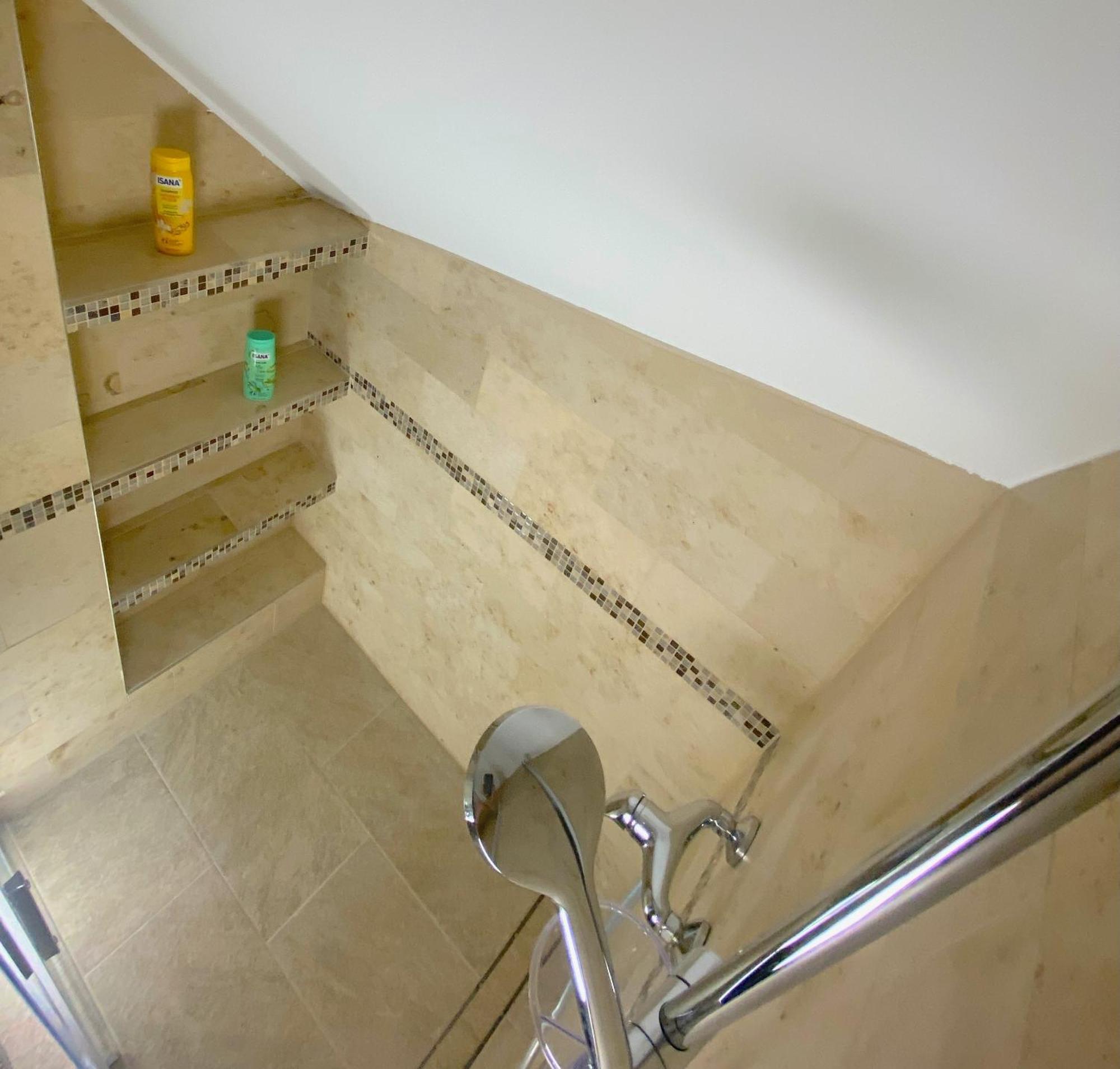 Ruhige, Neue Dachwohnung An Altstadt, Naehe Messe St. Gallen Bagian luar foto